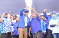 29 DPC Sepakat Usung Lukas Enembe Cagub 2018